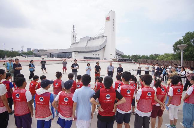 提升运动素养与心理韧性“行走的科学”公益小课堂举行